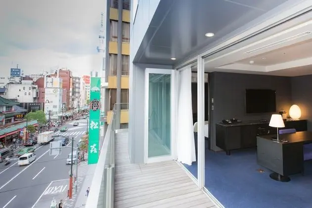 Süit, 1 En Büyük (King) Boy Yatak, Sigara İçilmez, Balkon (King Double, w/Private Balcony)