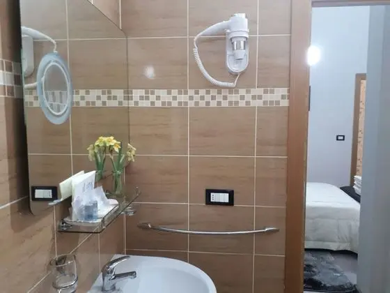 Economy Tek Büyük Yataklı Oda, Özel Banyo
