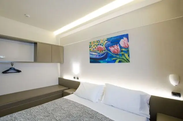 Standard Büyük Yataklı Tek Kişilik Oda