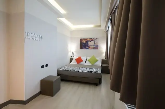 Standard Büyük Yataklı Tek Kişilik Oda