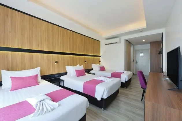 Deluxe Üç Kişilik Oda