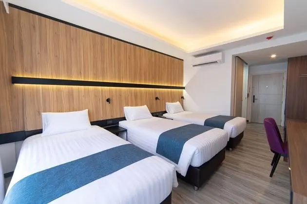 Deluxe Üç Kişilik Oda