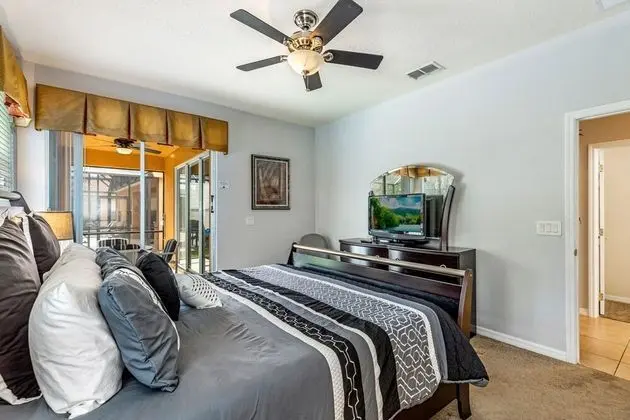 Villa (Gated Private Pool Home with Spa & Ga)