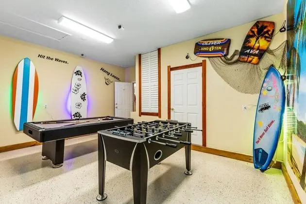Villa (Gated Private Pool Home with Spa & Ga)