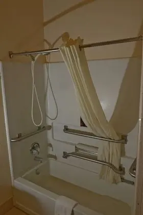 Comfort Oda, 1 En Büyük (King) Boy Yatak, Engellilere Uygun, Balkon