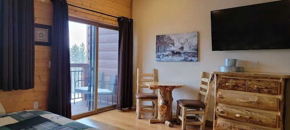 Deluxe Oda, 1 En Büyük (King) Boy Yatak, Balkon, Dağ Manzaralı