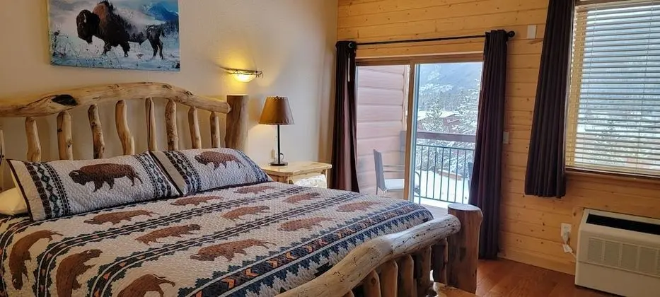 Deluxe Oda, 1 En Büyük (King) Boy Yatak, Balkon, Dağ Manzaralı