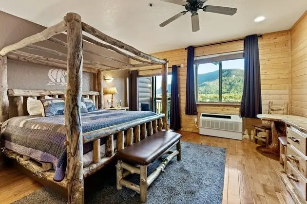 Deluxe Oda, 1 En Büyük (King) Boy Yatak, Balkon, Dağ Manzaralı