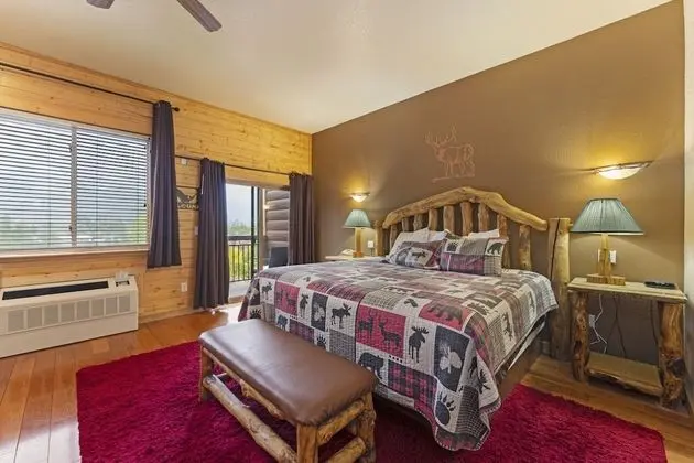 Deluxe Oda, 1 En Büyük (King) Boy Yatak, Balkon, Dağ Manzaralı