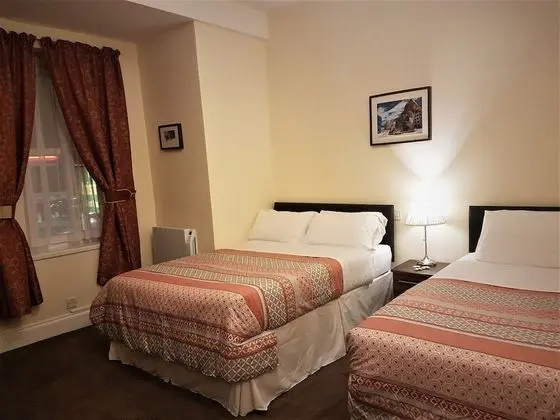 Üç Kişilik Oda, Banyolu/Duşlu