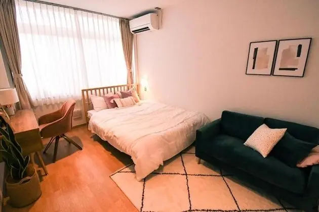 Basic Tek Büyük Yataklı Oda