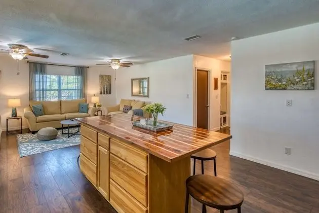 Ev (Gathering Shore)