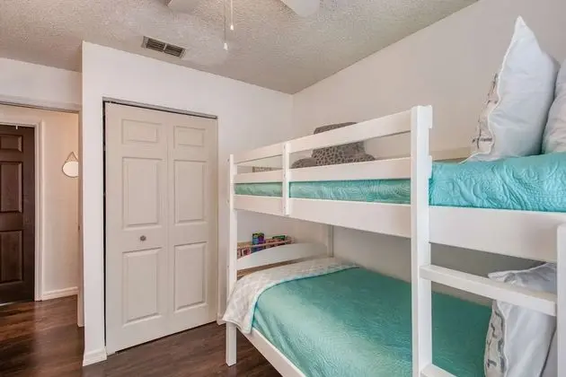 Ev (Gathering Shore)