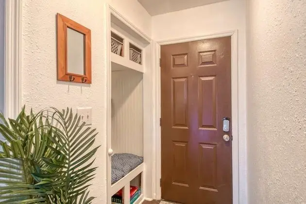 Ev (Gathering Shore)