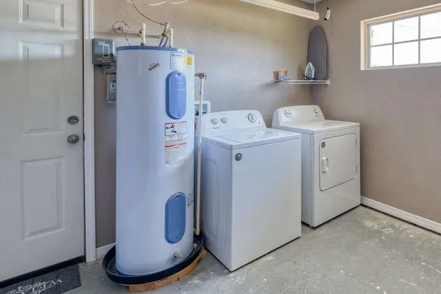 Ev (Gathering Shore)