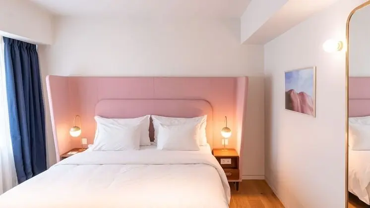 Deluxe Tek Büyük Yataklı Oda (Lavish)
