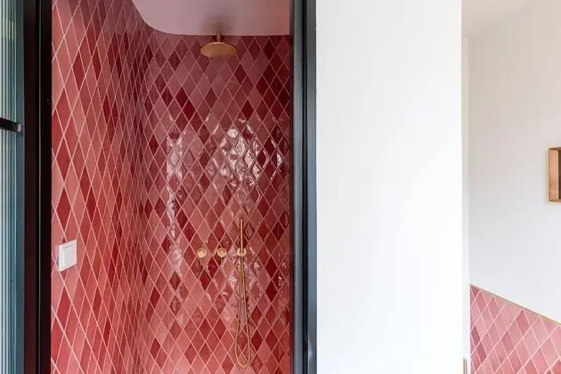 Deluxe Tek Büyük Yataklı Oda (Lavish)