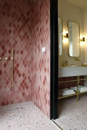 Deluxe Tek Büyük Yataklı Oda (Lavish)