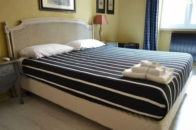 Standard Tek Büyük Yataklı Oda (2 pax)