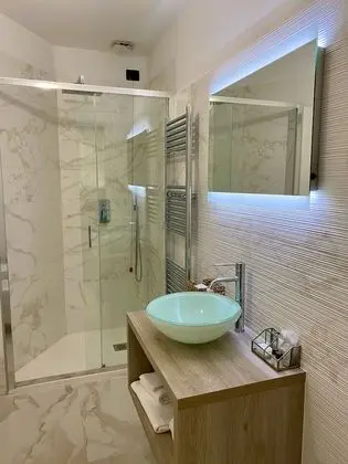 Classic Üç Kişilik Oda