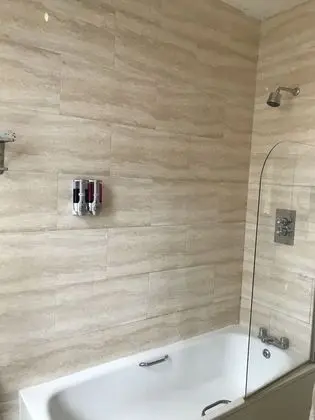 Dört Kişilik Oda, Birden Çok Yatak