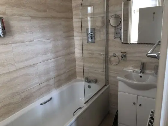 Family Oda, Özel Banyo
