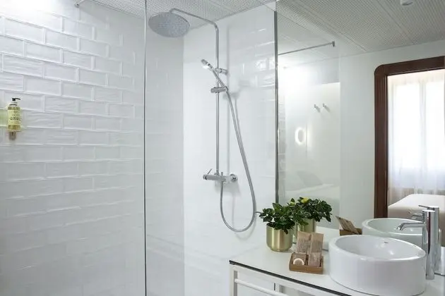 Deluxe Tek Büyük veya İki Ayrı Yataklı Oda, Şehir Manzaralı