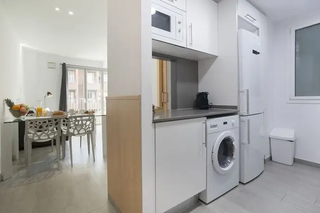 Apart Daire, 2 Yatak Odası, Teras (1111)