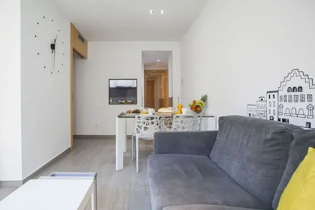 Apart Daire, 2 Yatak Odası, Teras (1111)