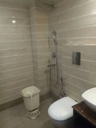 Üç Kişilik Oda, Birden Çok Yatak, Engellilere Uygun, Sigara İçilebilir