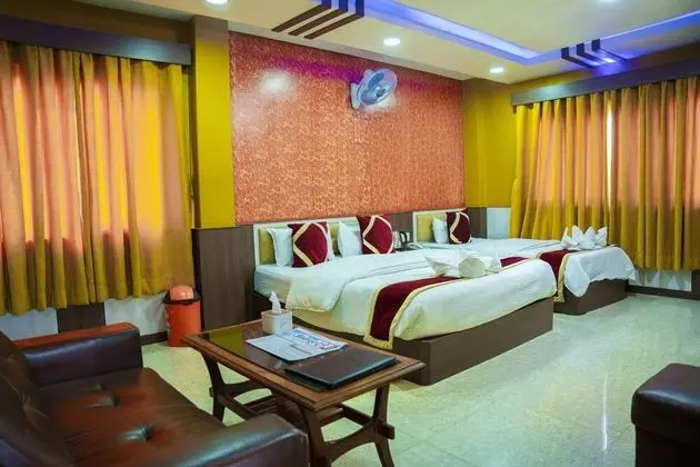 Deluxe Tek Büyük Yataklı Oda