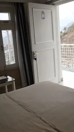 Economy Tek Büyük Yataklı Oda