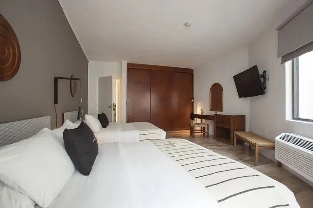 Suite, 2 Bedroom, 3 Queen Beds