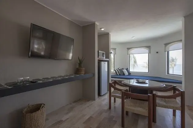 Suite, 2 Bedroom, 3 Queen Beds