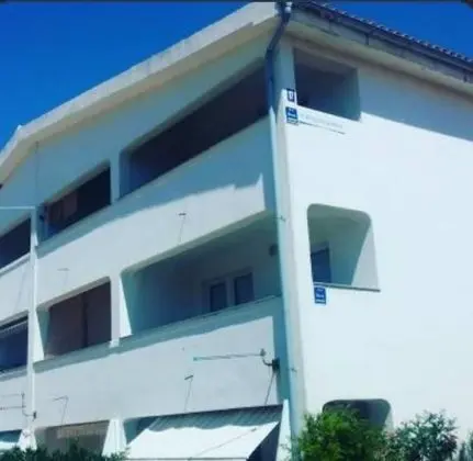 Apart Daire (Gavro - 20 m from the sea - A1(4))