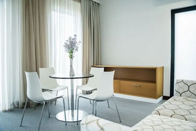 Deluxe Two Bedroom Apartment