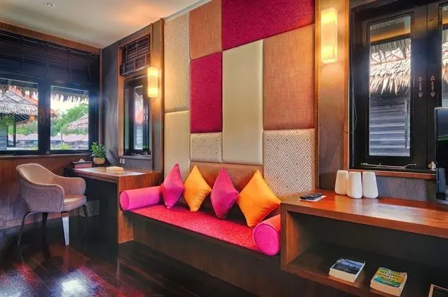 Breeze Villa