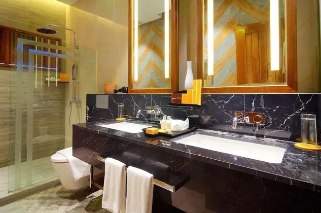 Breeze Villa