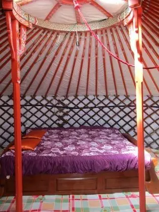 Comfort Tek Büyük Yataklı Oda, Ortak Banyo, Dağ Manzaralı