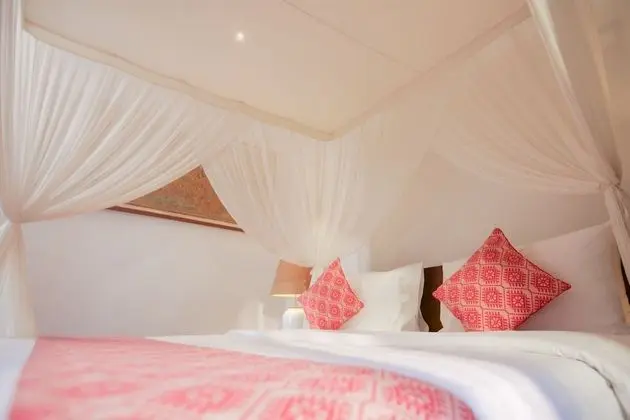 Superior Tek Büyük Yataklı Oda, 1 En Büyük (King) Boy Yatak, Havuz Manzaralı, Zemin Kat