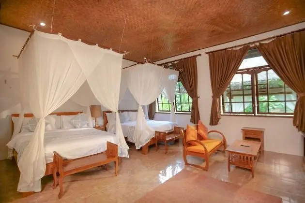 Superior Tek Büyük Yataklı Oda, 1 En Büyük (King) Boy Yatak, Havuz Manzaralı, Zemin Kat