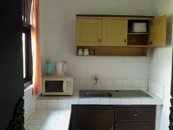 Villa (Four Persons)