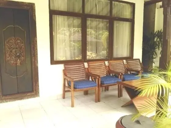 Villa (Four Persons)