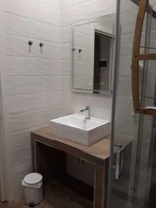 Tek Büyük Yataklı Oda (11)