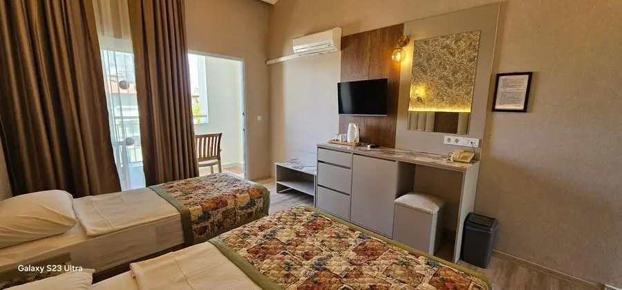 Standart Oda Anex Bina,kara Tarafı,balkonlu