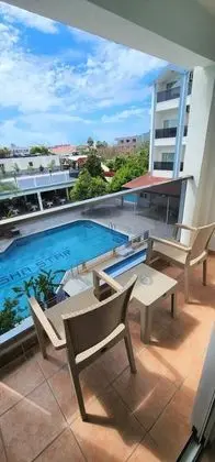 Standart Oda,havuz Manzaralı,balkonlu