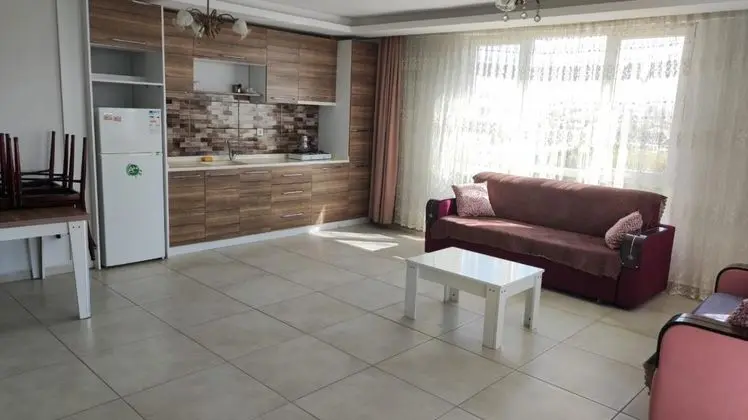 Daire-Tek Yatak Odalı, Şehir Manzaralı