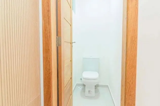 Ev