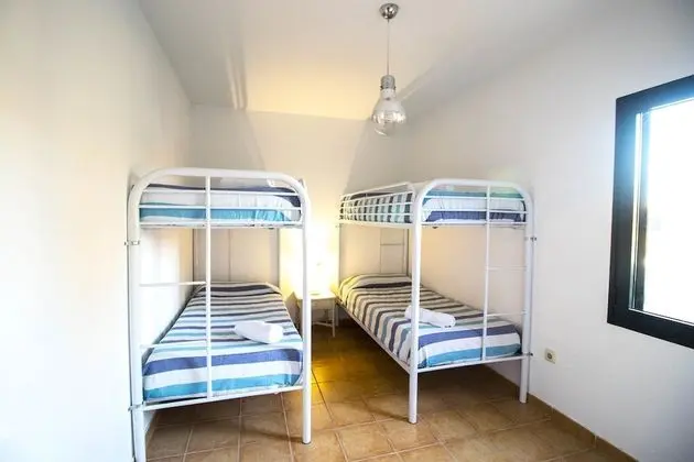 Ortak Ranzalı Oda, Ortak Banyo (1 bed in a Shared Dormitory Room)
