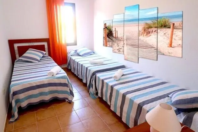 Oda, Birden Çok Yatak, Ortak Banyo
